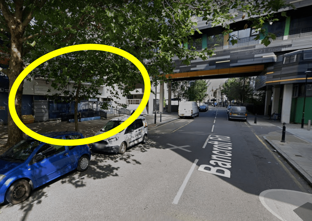 Bancroft Road Teaching Rooms entrance circled in yellow on left hand side of road.